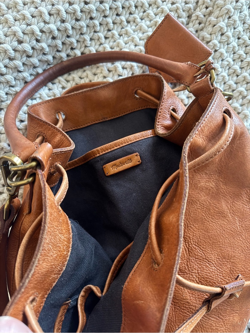Madewell Cognac Leather Bucket Bag - Classic Drawstring Shoulder Bag - Picture 4 of 4